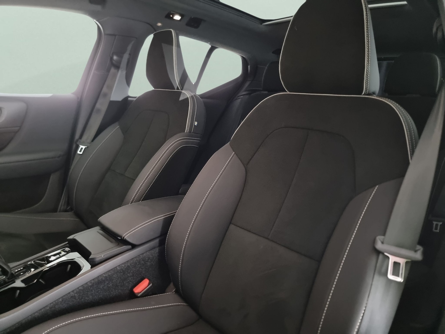 Used Volvo XC40 2022 for sale - 76113255: Photo 29