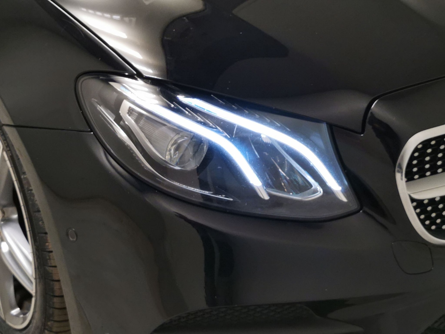 Used Mercedes-Benz E Class for sale - 76477653: Photo 26