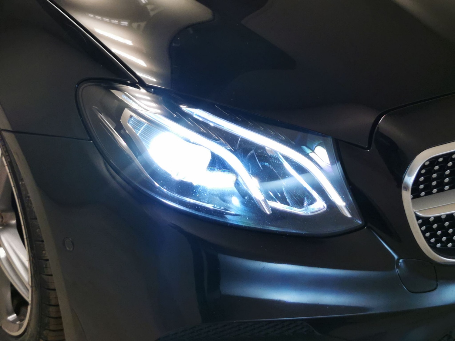 Used Mercedes-Benz E Class for sale - 76477653: Photo 5