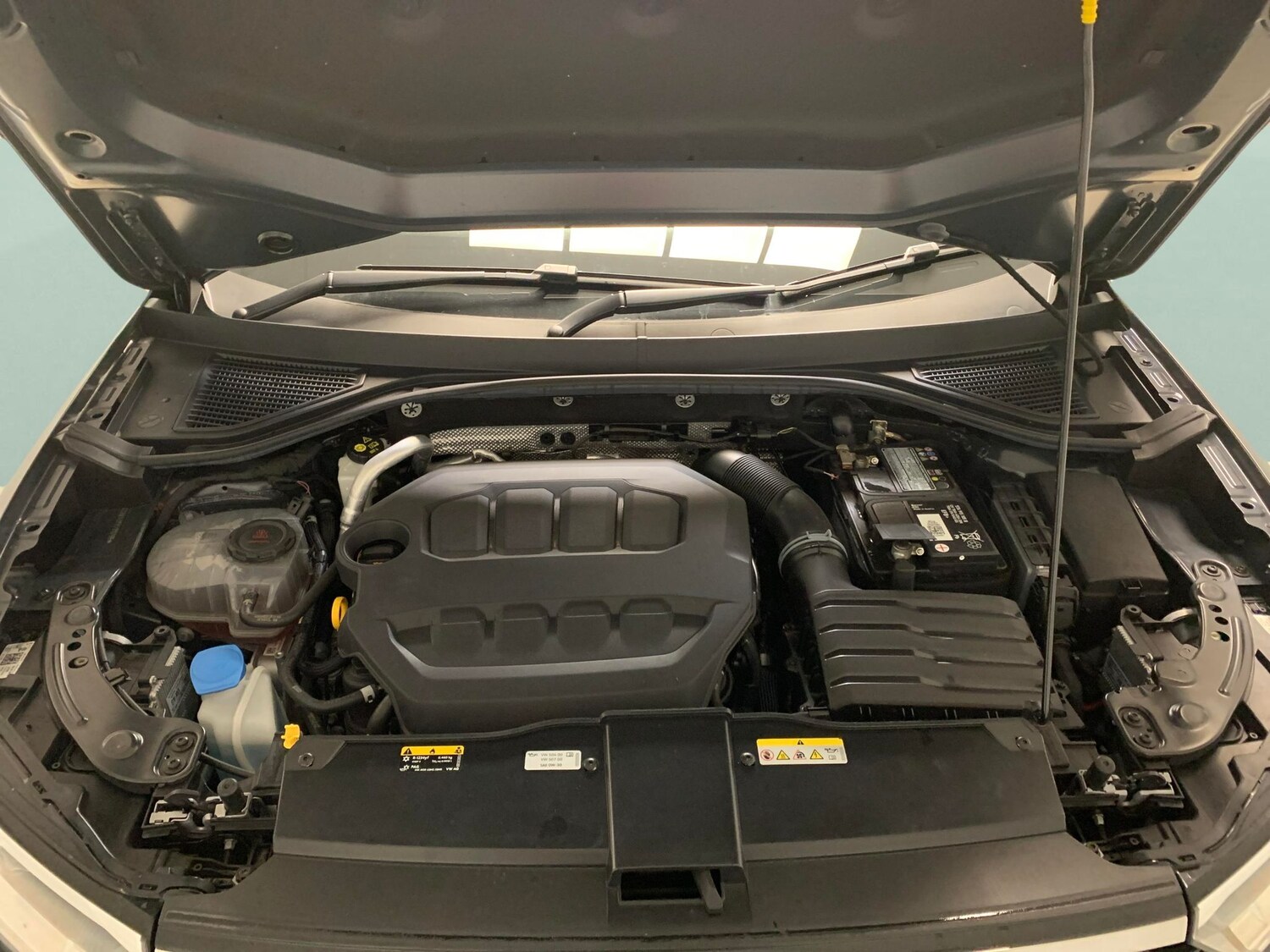 Used Volkswagen T-Roc 2023 for sale - 77505498: Photo 28