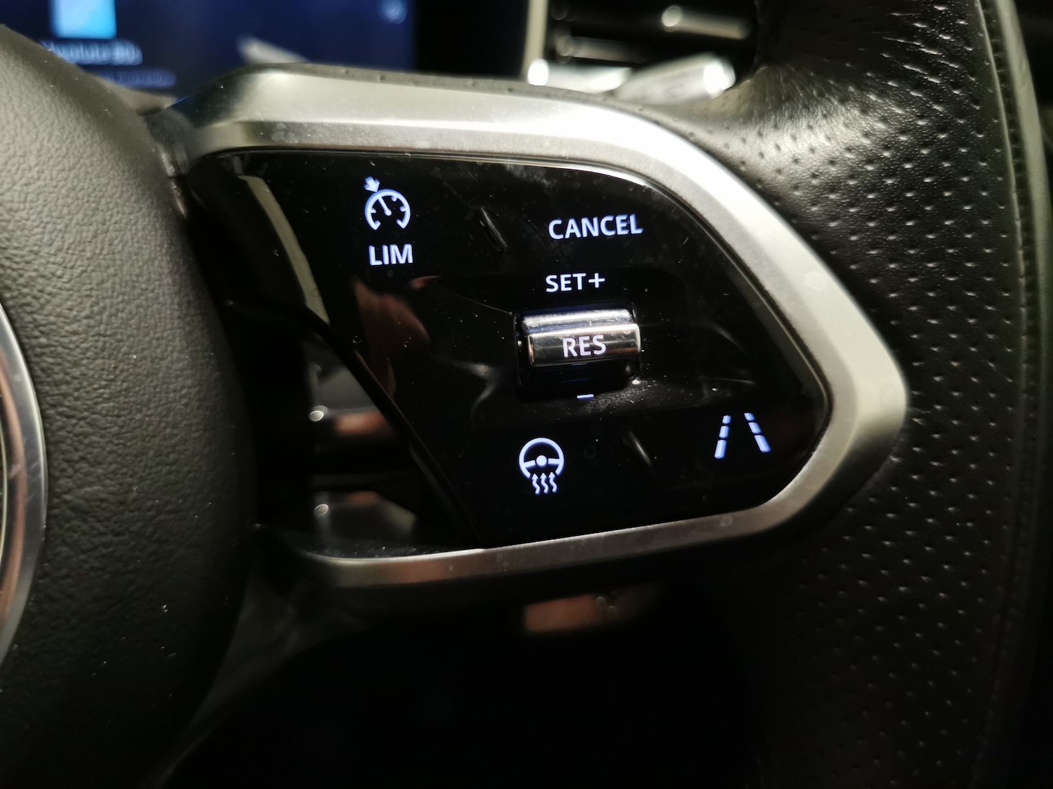 Used Jaguar F-Pace 2021 for sale - 77614960: Photo 22