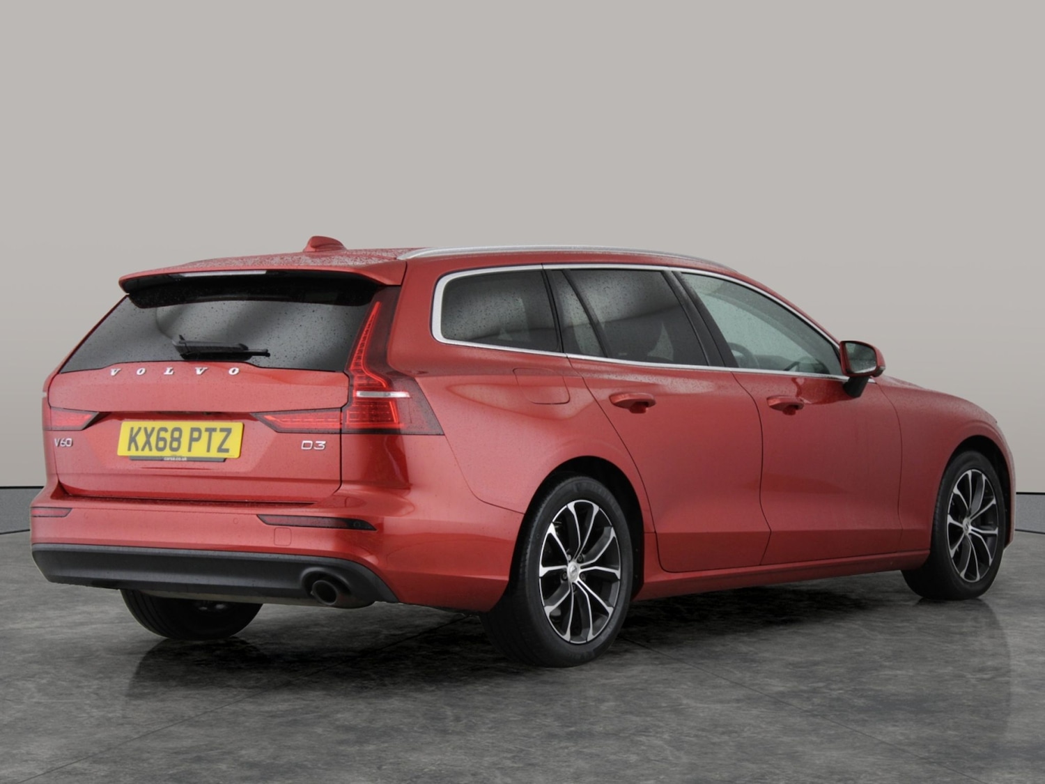 Used Volvo V60 2018 for sale - 77013289: Photo 10