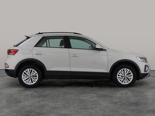 Used Volkswagen T-Roc 2023 for sale - 76197089: Photo 10