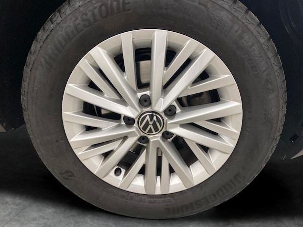Used Volkswagen T-Roc 2023 for sale - 76197089: Photo 29