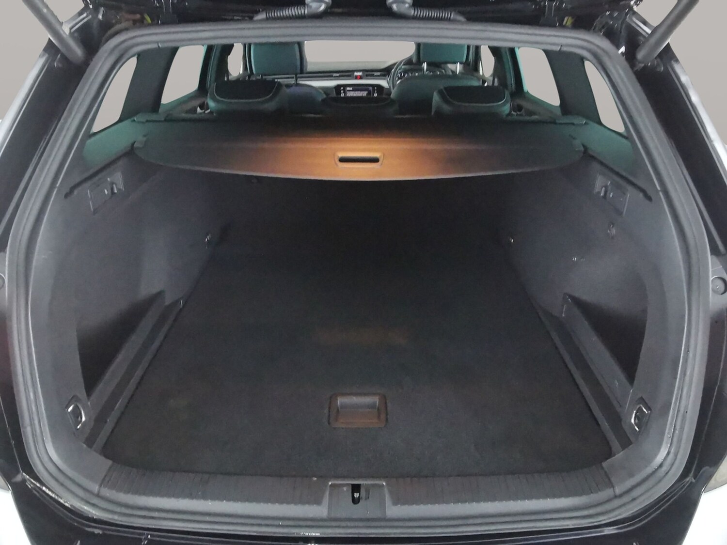 Used Volkswagen Passat 2023 for sale - 77519630: Photo 31