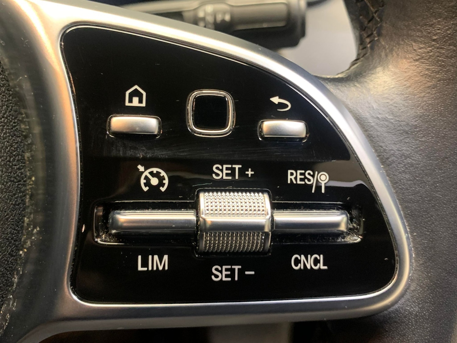 Used Mercedes-Benz EQA 2021 for sale - 77135136: Photo 20