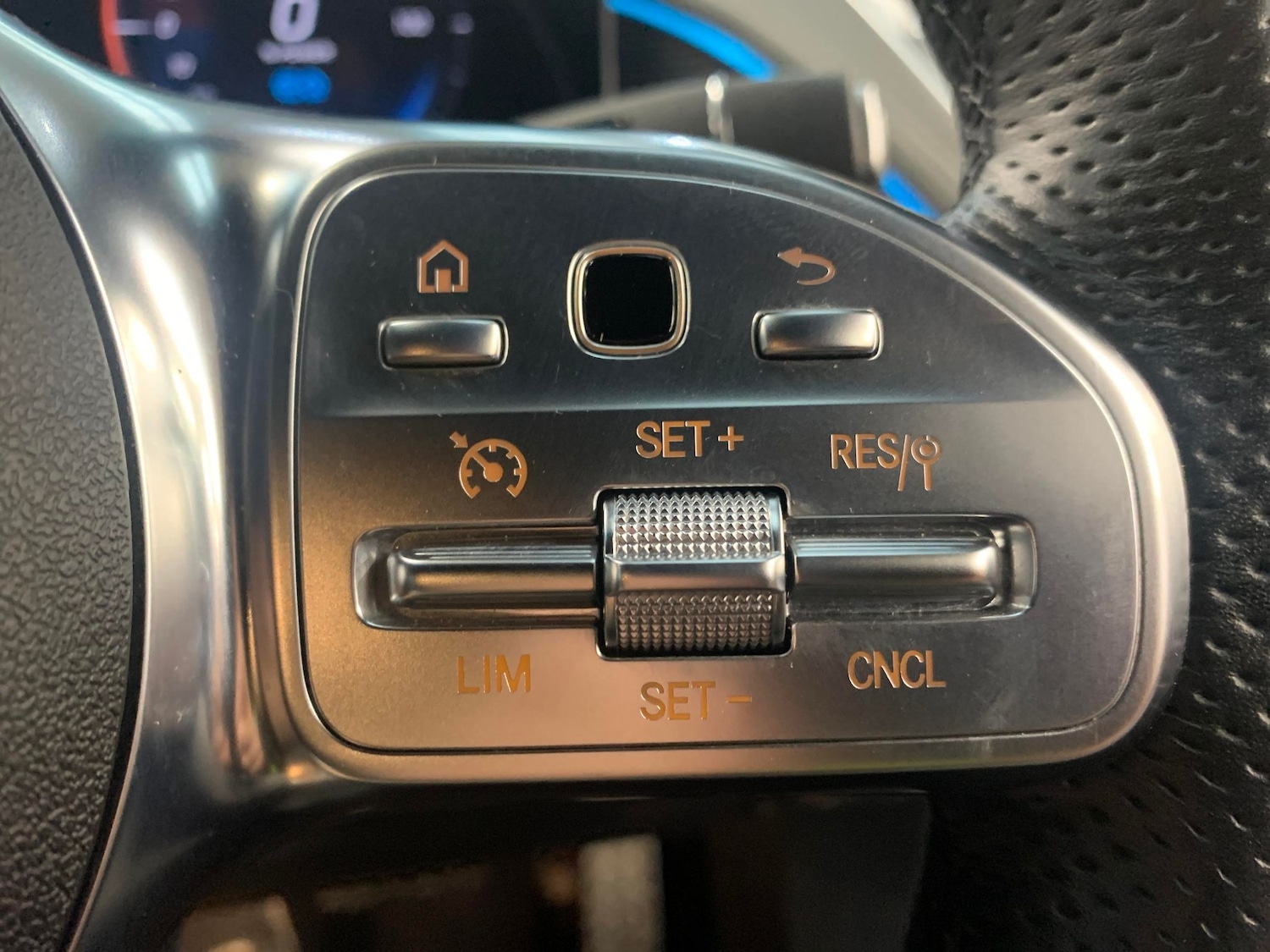 Used Mercedes-Benz EQC 2022 for sale - 76587893: Photo 22