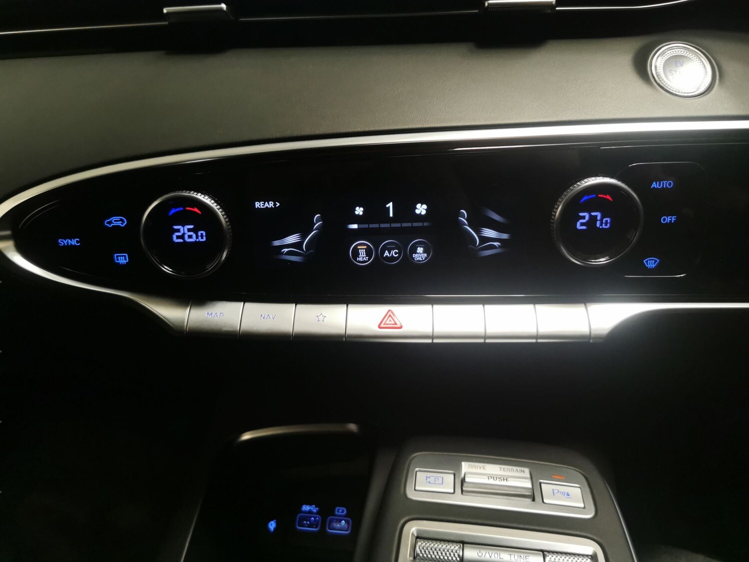 Used Genesis GV70 2023 for sale - 77911712: Photo 22