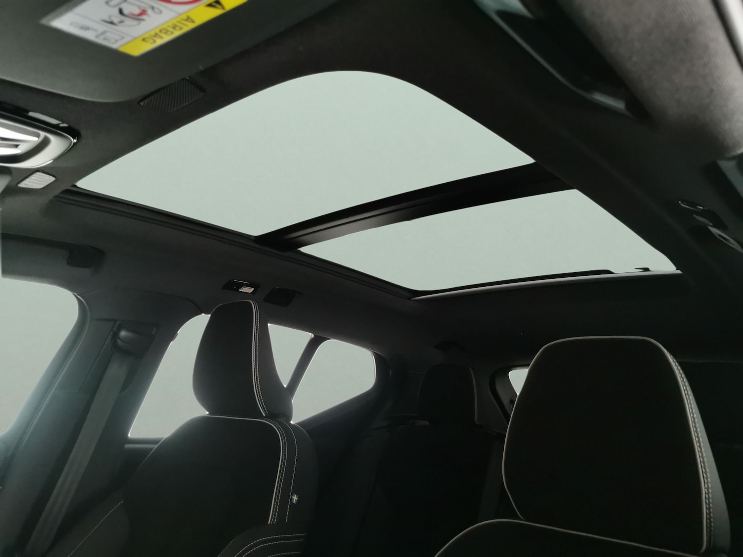 Used Volvo XC40 2022 for sale - 76980387: Photo 5