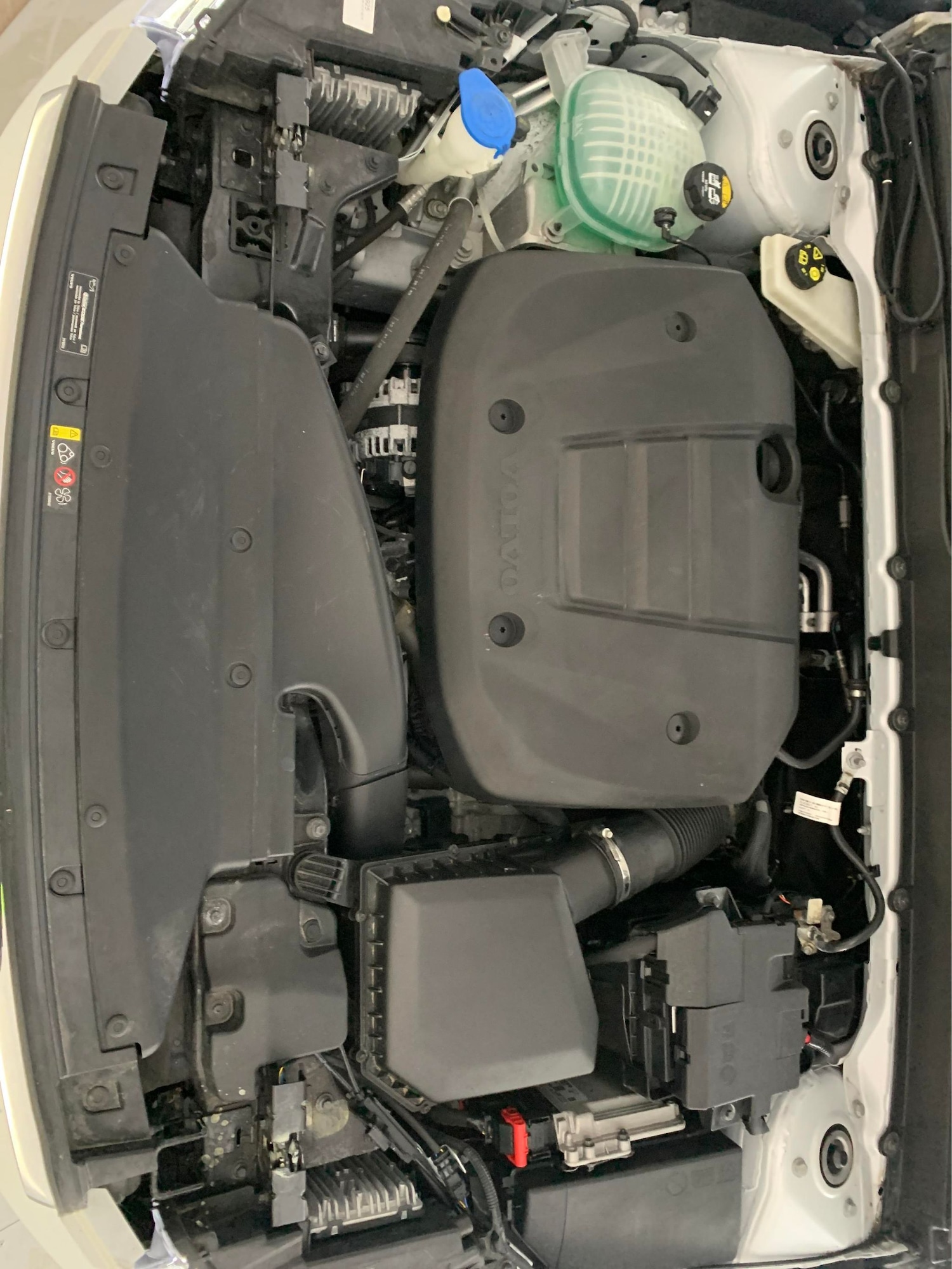 Used Volvo XC40 for sale - 76525997: Photo 31