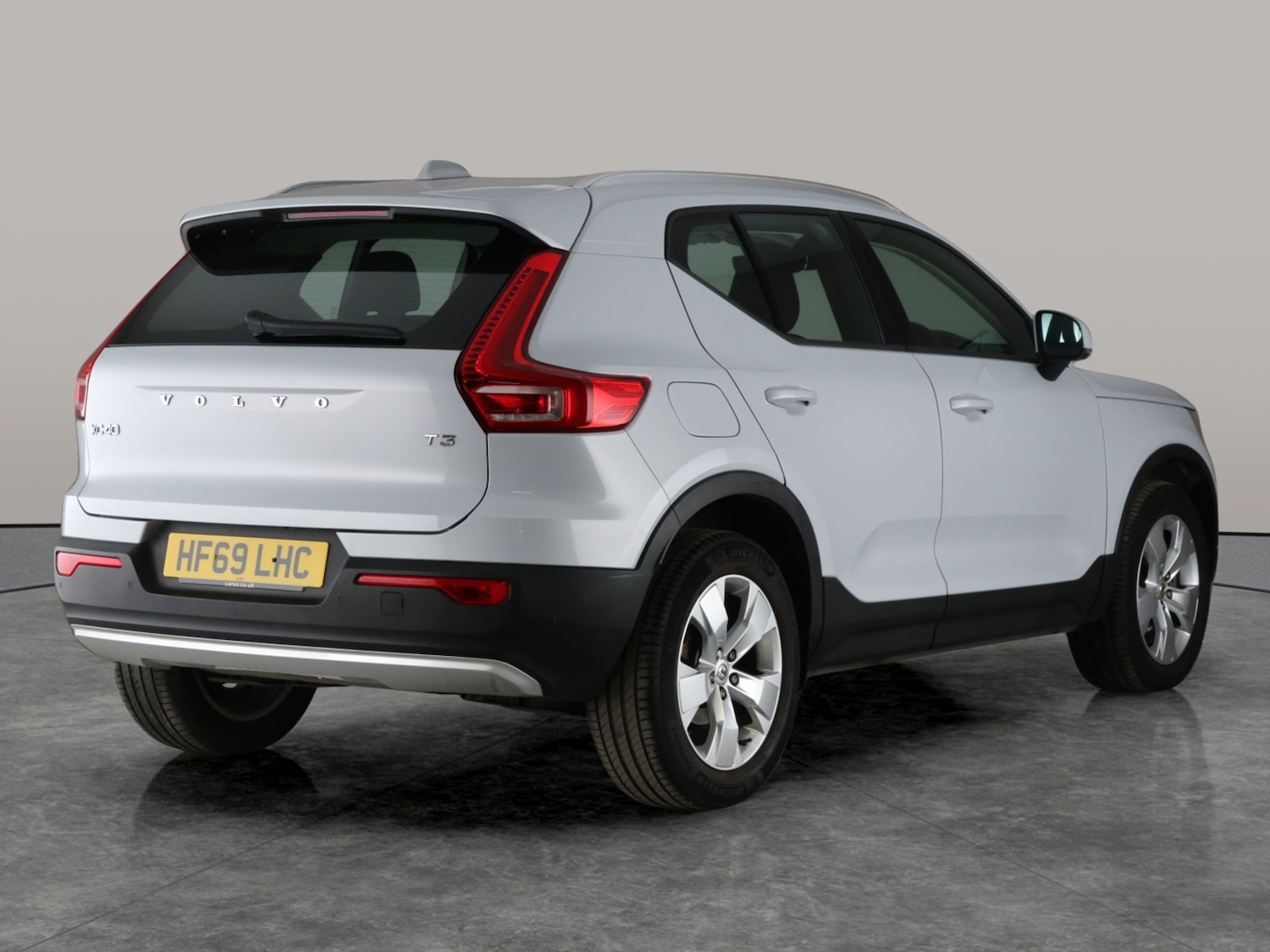 Used Volvo XC40 for sale - 76525997: Photo 9