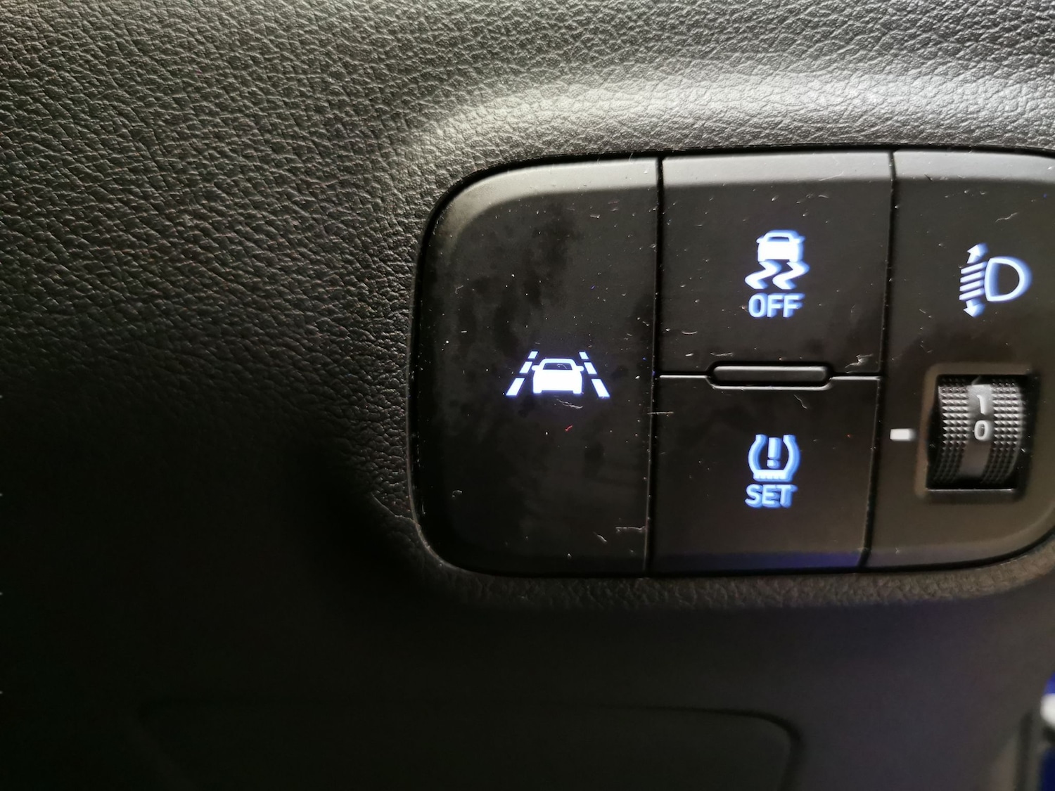 Used Hyundai i10 2023 for sale - 77902113: Photo 21