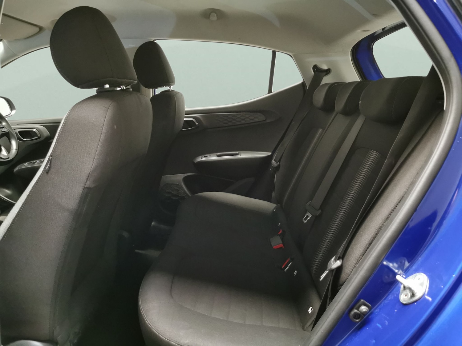 Used Hyundai i10 2023 for sale - 77902113: Photo 25