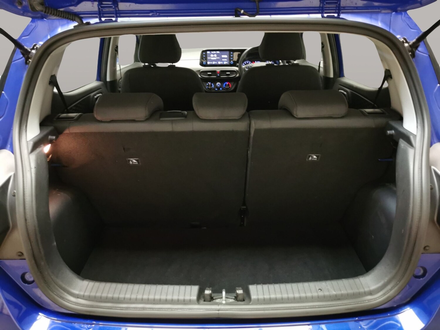 Used Hyundai i10 2023 for sale - 77902113: Photo 32