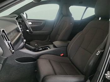 Used Volvo XC40 2023 for sale - 78927554: Photo