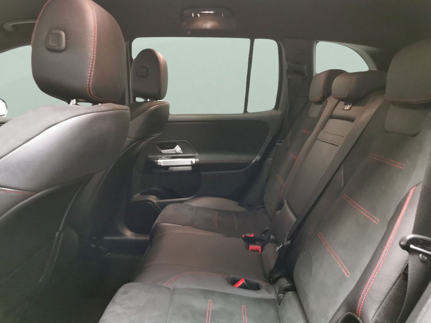Used Mercedes-Benz GLB 2021 for sale - 76113201: Photo 32