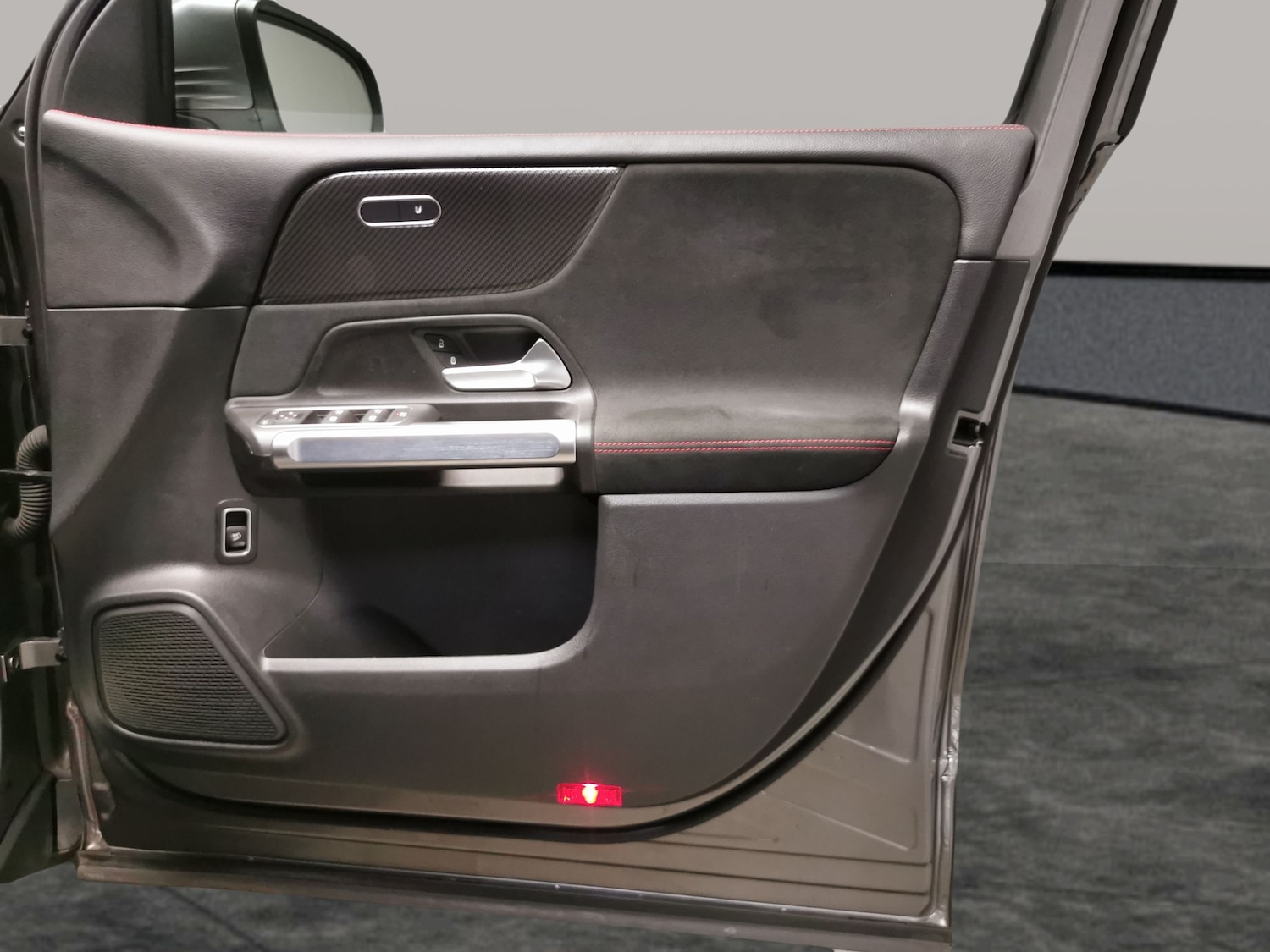 Used Mercedes-Benz GLB 2021 for sale - 76113201: Photo 37