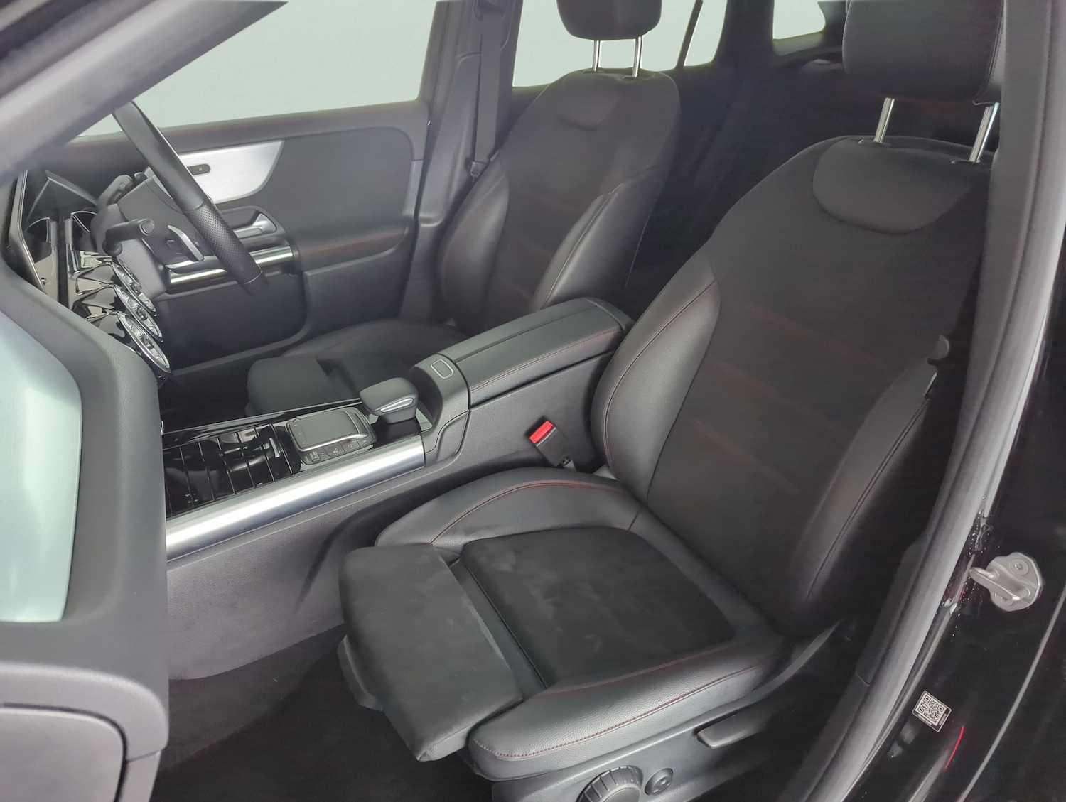 Used Mercedes-Benz EQA 2021 for sale - 77460921: Photo 26