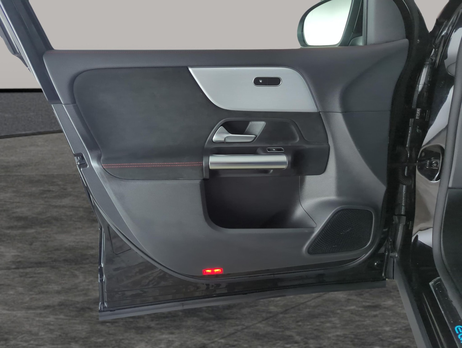 Used Mercedes-Benz EQA 2021 for sale - 77460921: Photo 32