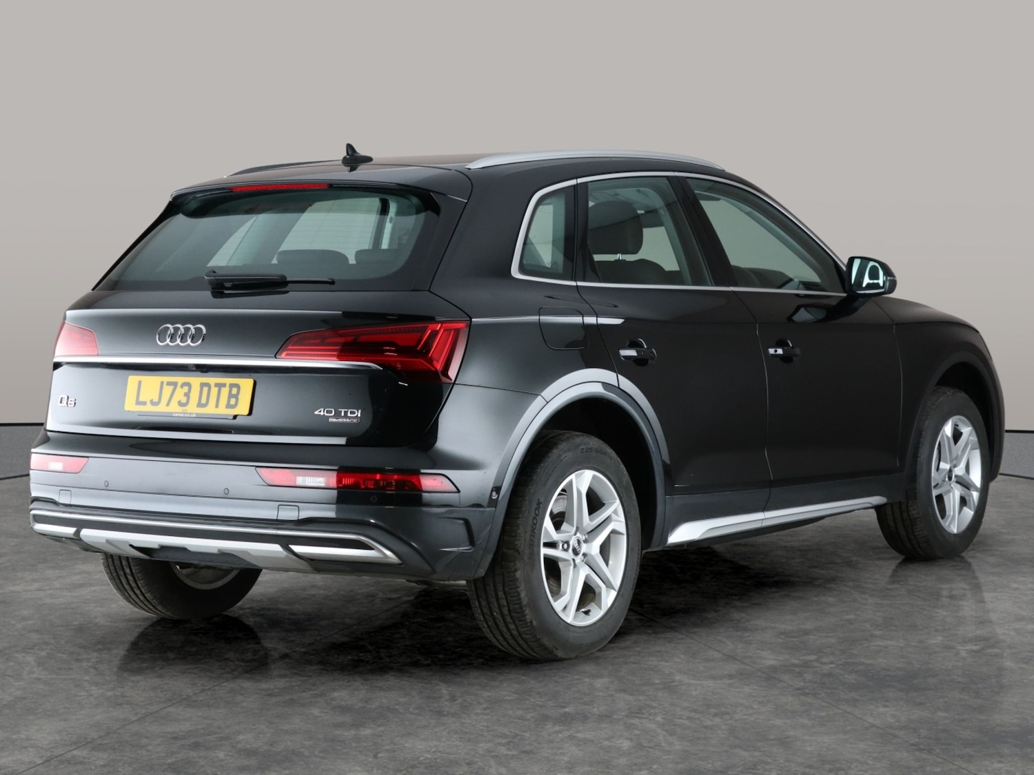 Used Audi Q5 2023 for sale - 76773843: Photo 11