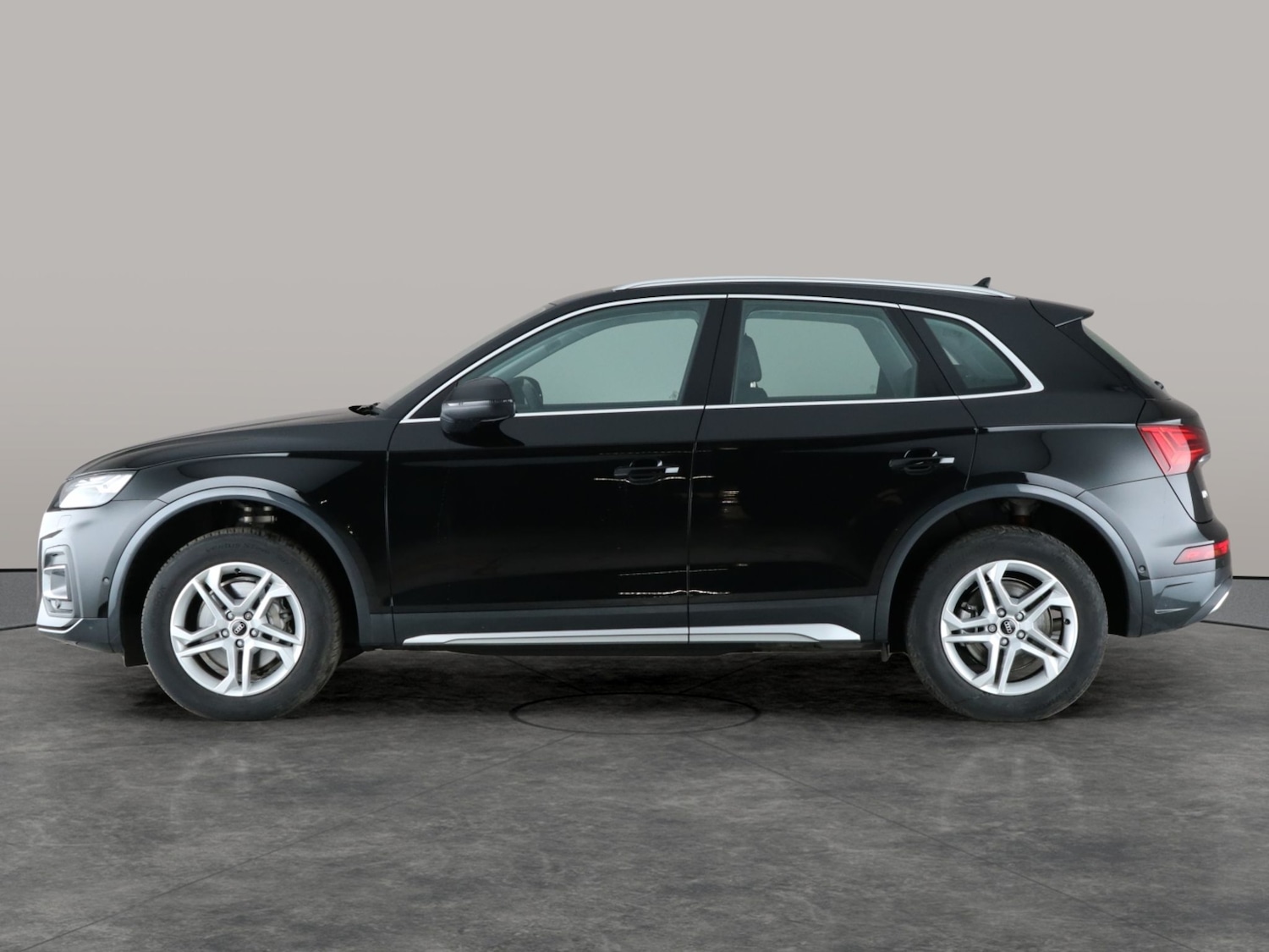 Used Audi Q5 2023 for sale - 76773843: Photo 14