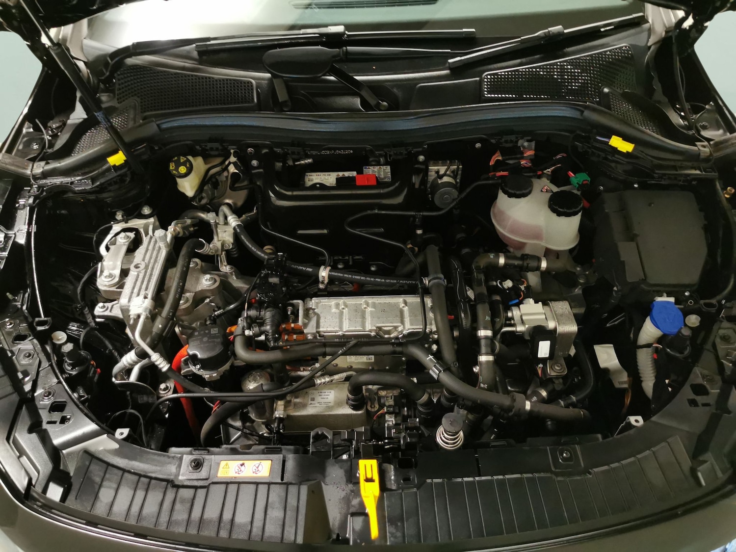 Used Mercedes-Benz EQA 2023 for sale - 77701810: Photo 32