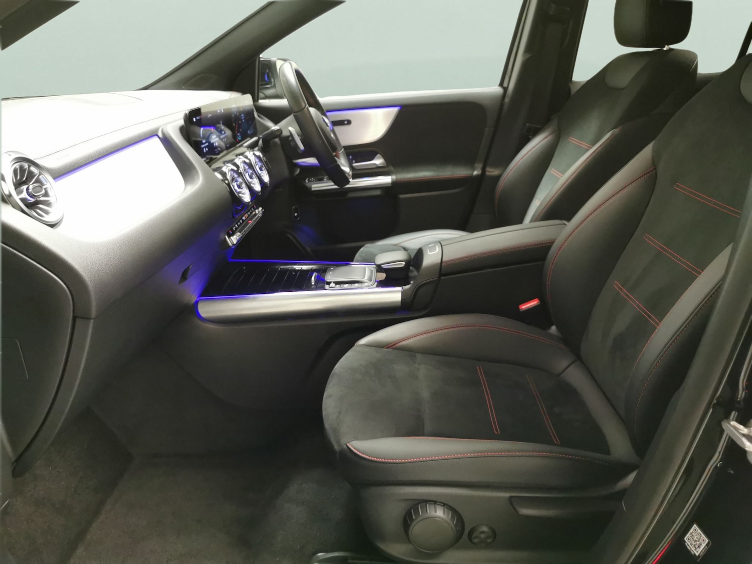 Used Mercedes-Benz EQA 2023 for sale - 77701810: Photo 4