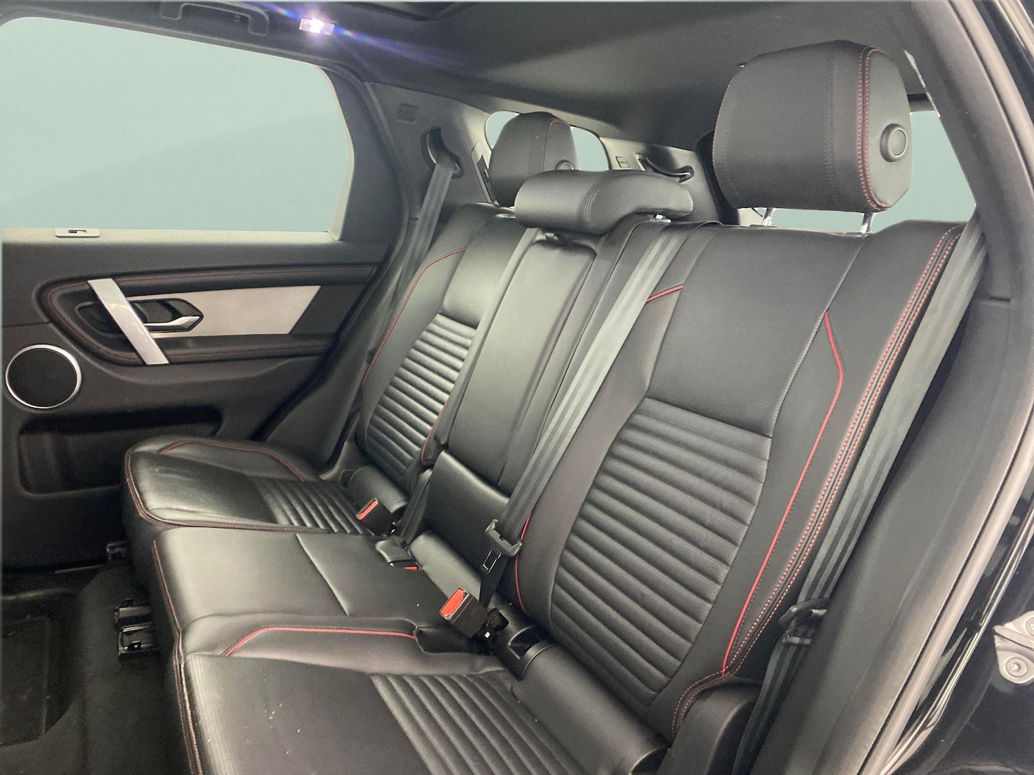 Used Land Rover Discovery Sport 2022 for sale - 77760323: Photo 26