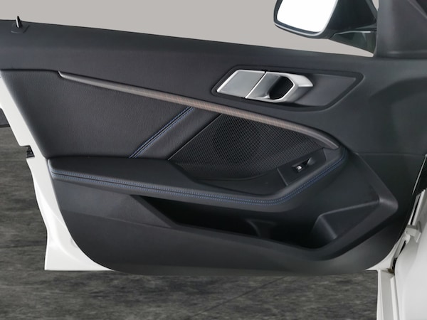 Used BMW 1 Series 2022 for sale - 76288428: Photo 34