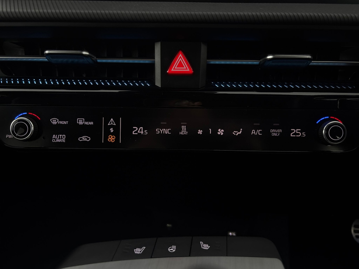 Used Kia EV6 2023 for sale - 78197852: Photo 26