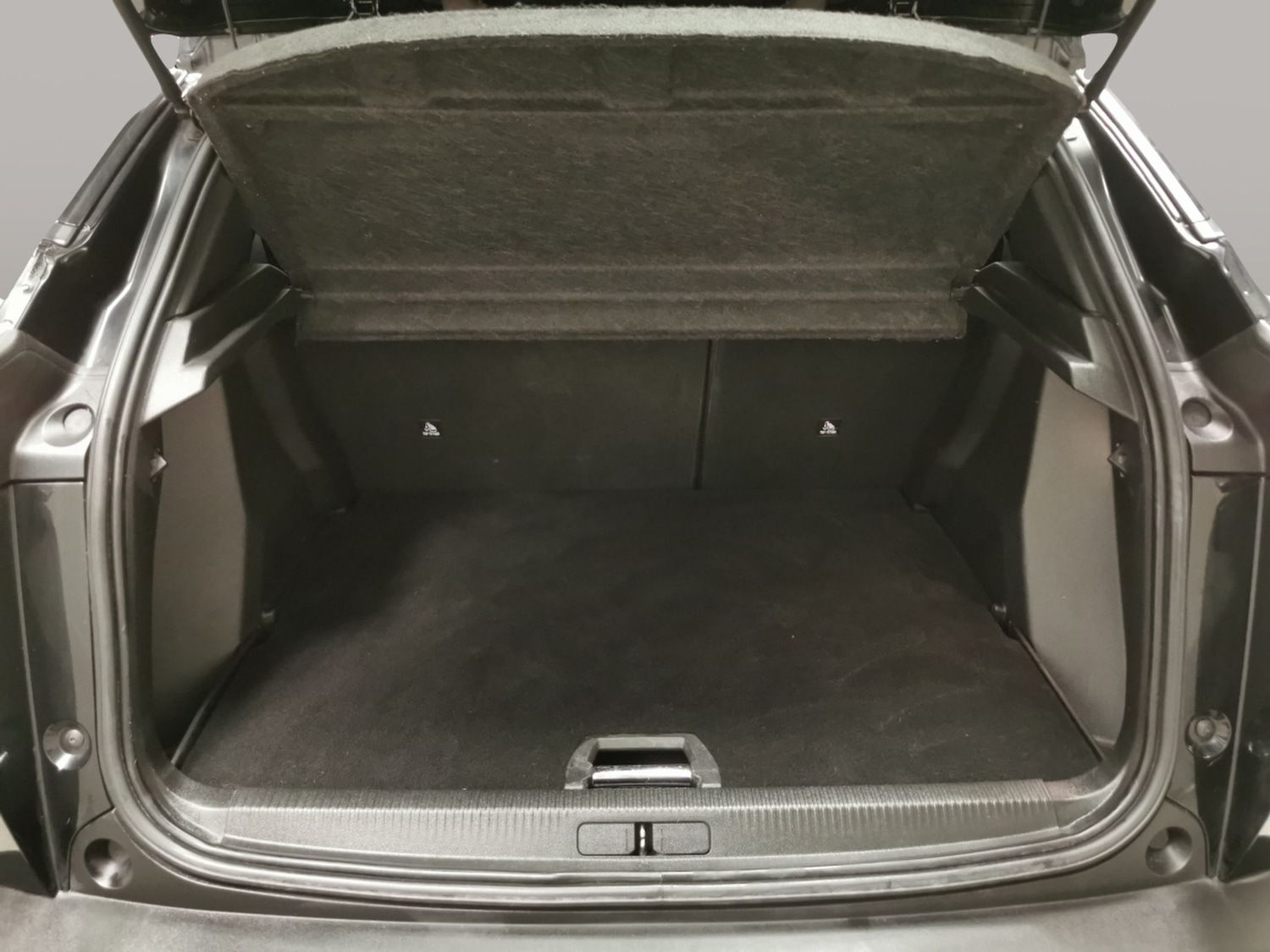 Used Peugeot 2008 2021 for sale - 76978316: Photo 33