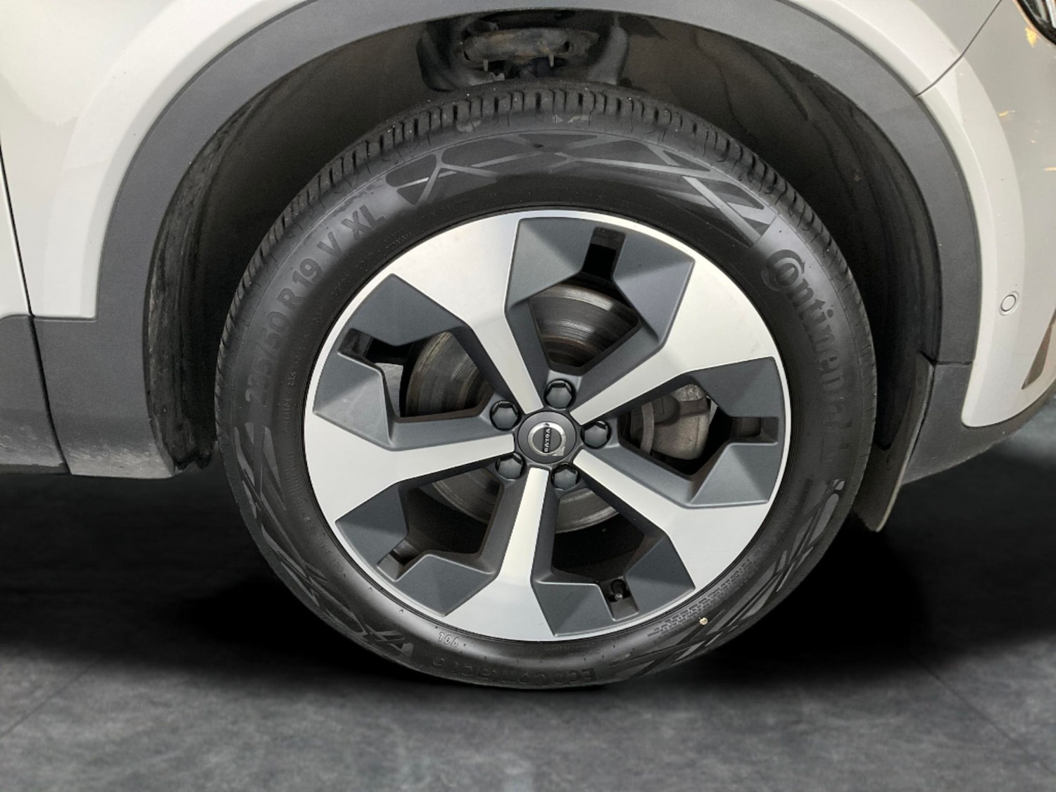 Used Volvo XC40 2022 for sale - 76141173: Photo 37