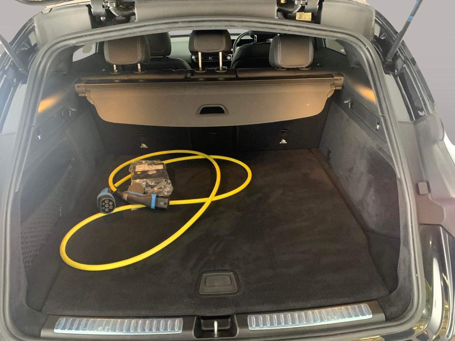 Used Mercedes-Benz EQC 2022 for sale - 76636219: Photo 35