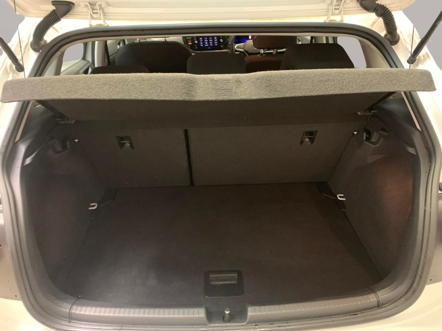 Used Volkswagen Polo 2022 for sale - 77631078: Photo 28