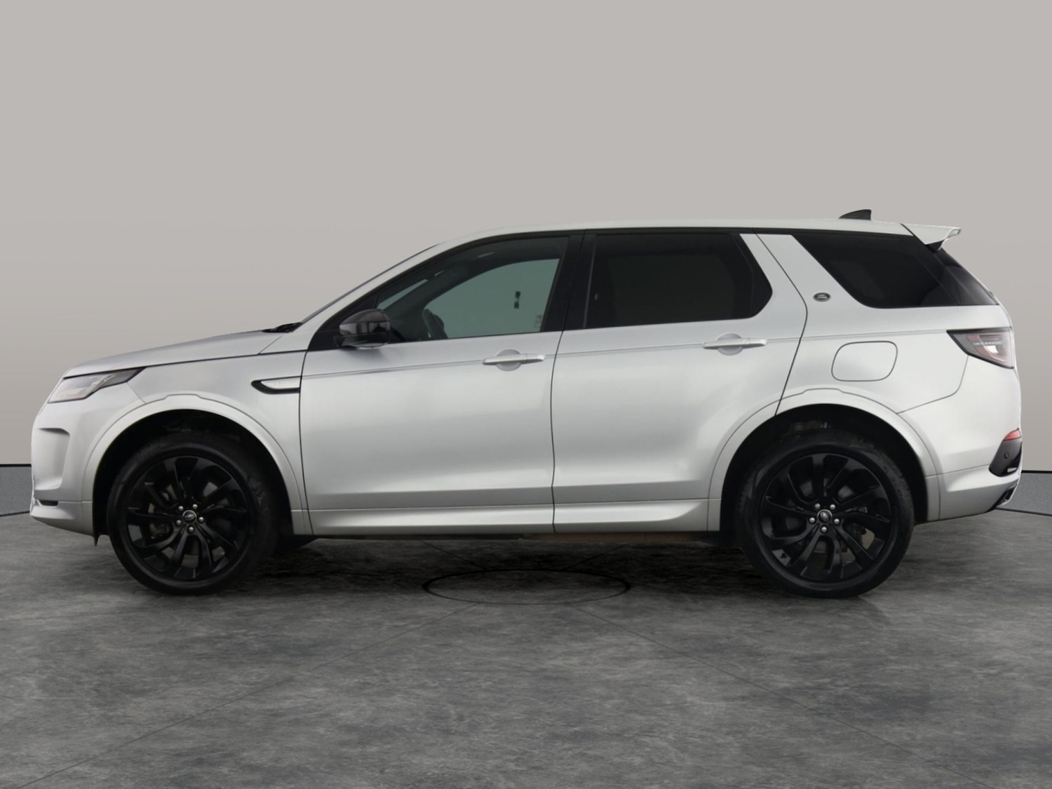 Used Land Rover Discovery Sport 2022 for sale - 77392384: Photo 9