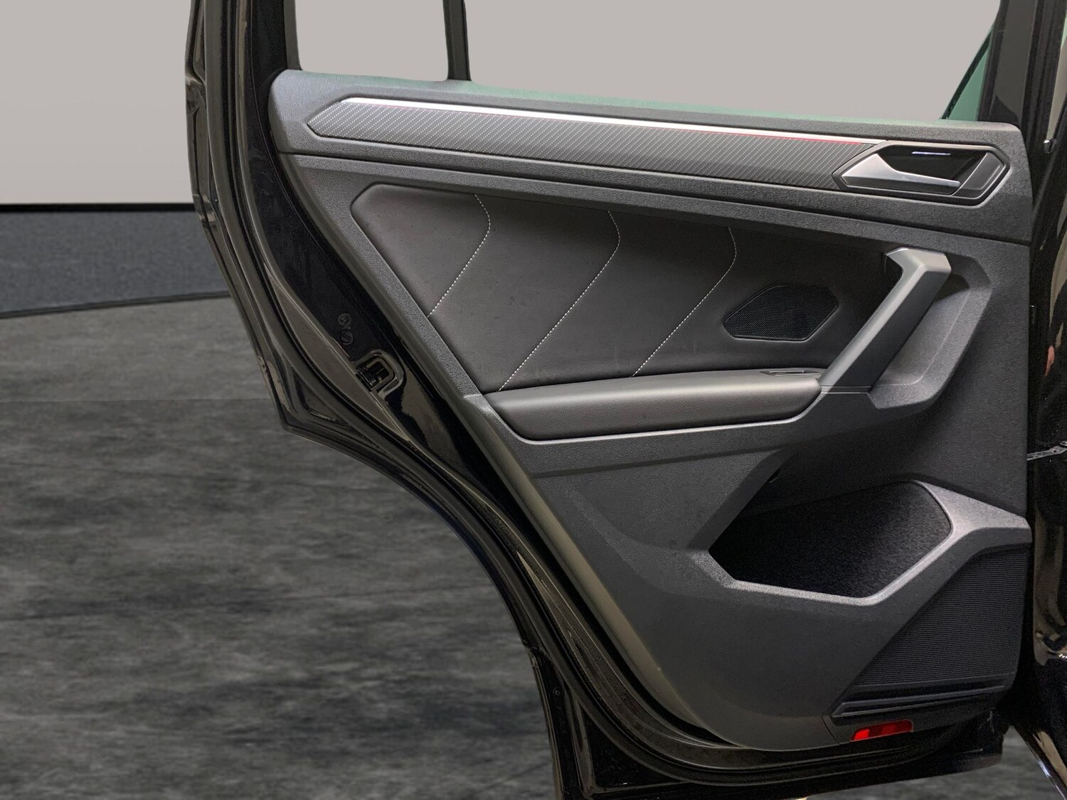 Used Volkswagen Tiguan 2023 for sale - 77540327: Photo 22