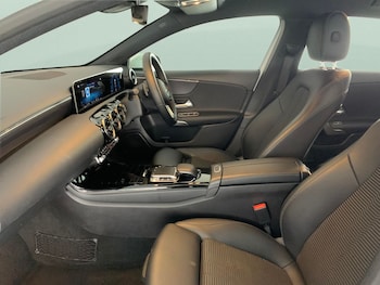 Used Mercedes-Benz A-Class 2019 for sale - 75947136: Photo