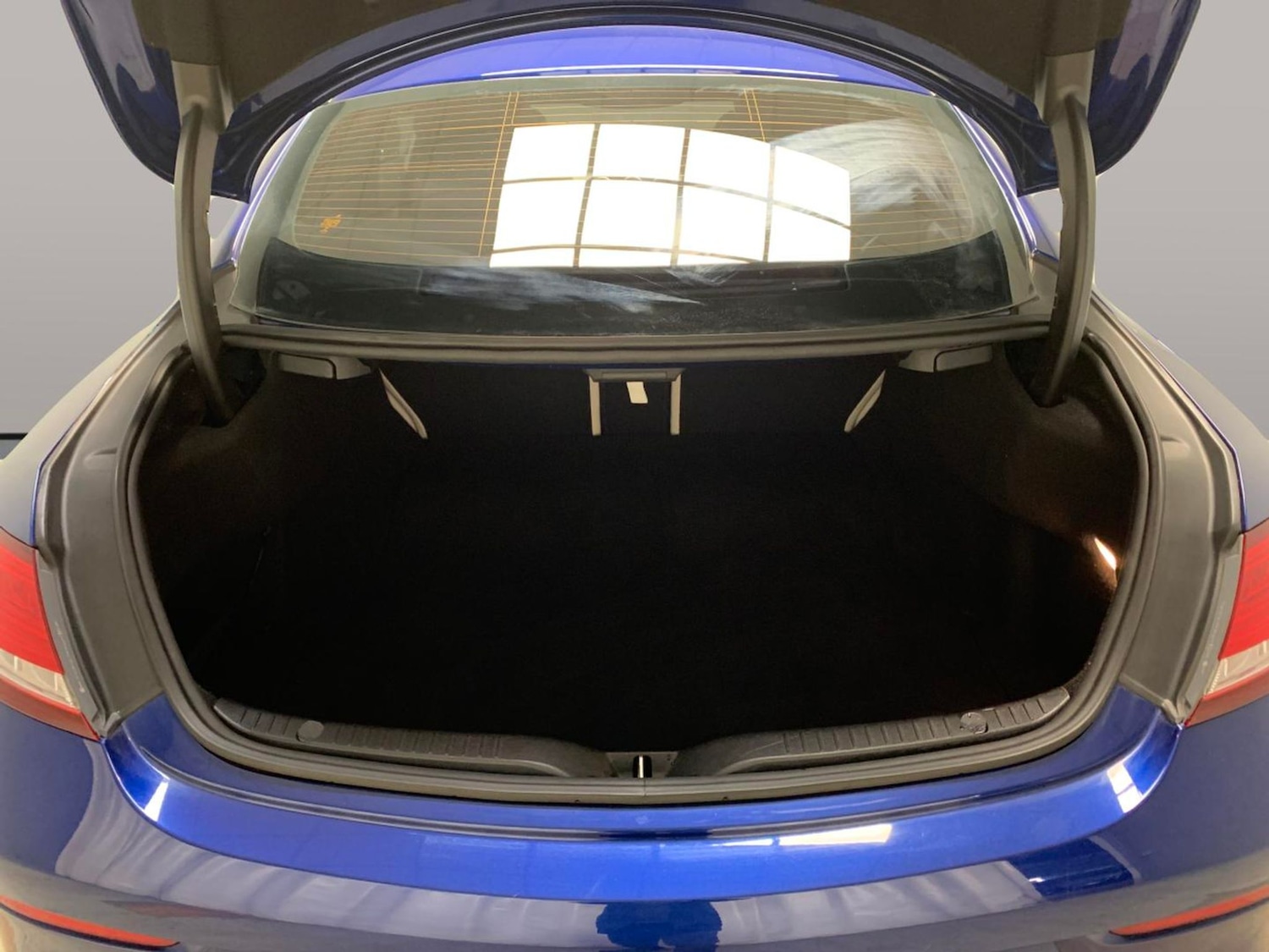 Used Mercedes-Benz C Class 2018 for sale - 76668656: Photo 30