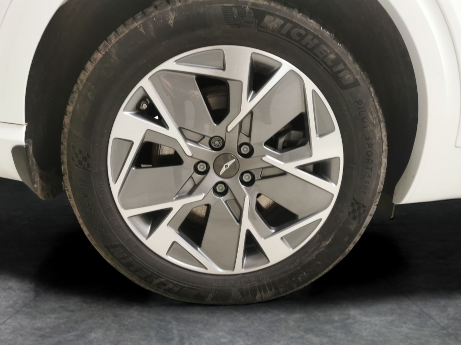 Used Genesis GV70 2023 for sale - 78015030: Photo 30