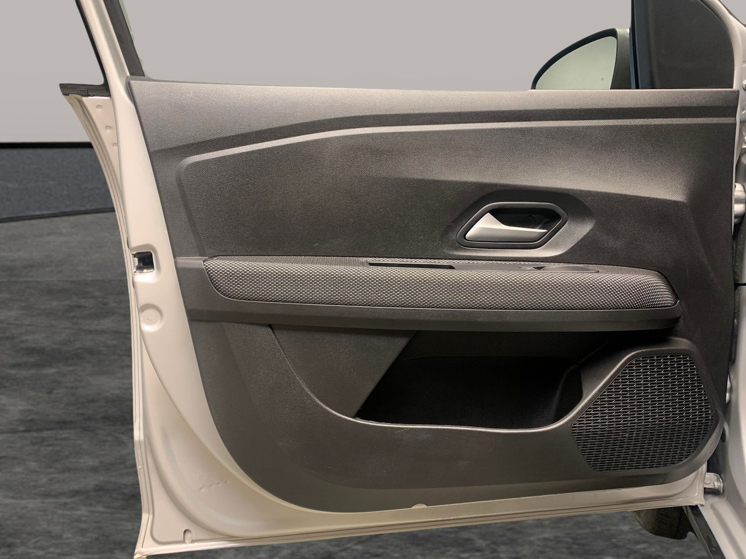 Used Dacia Sandero Stepway 2024 for sale - 77984692: Photo 21