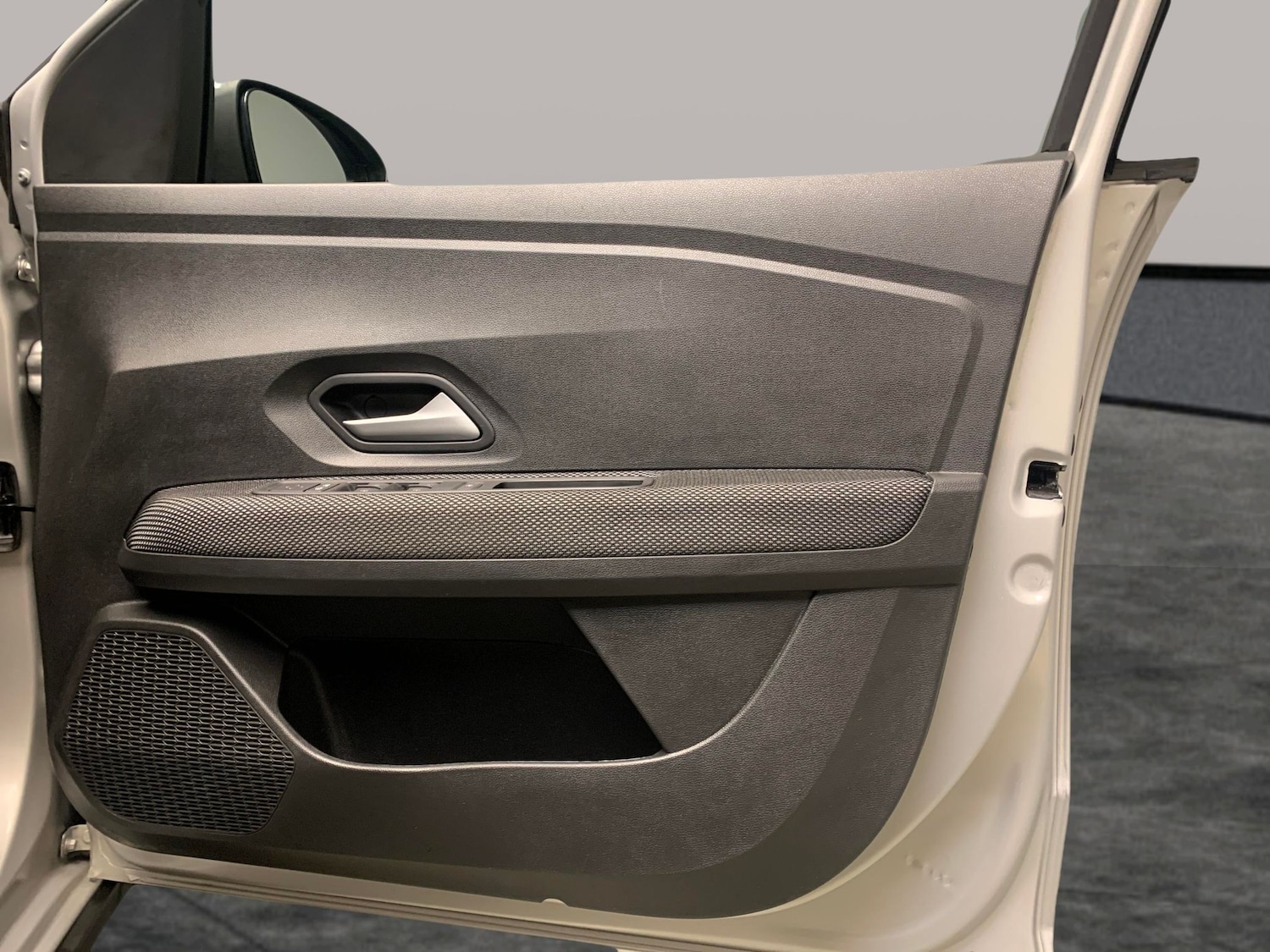 Used Dacia Sandero Stepway 2024 for sale - 77984692: Photo 24