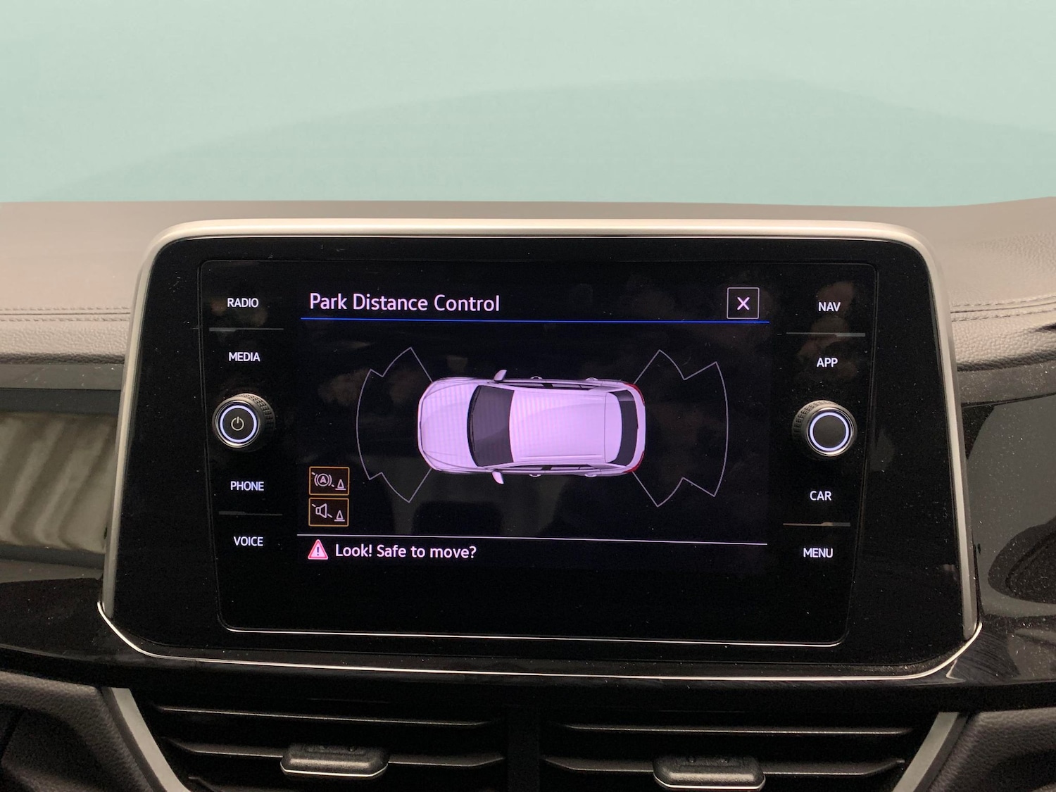 Used Volkswagen T-Roc 2023 for sale - 77676914: Photo 15