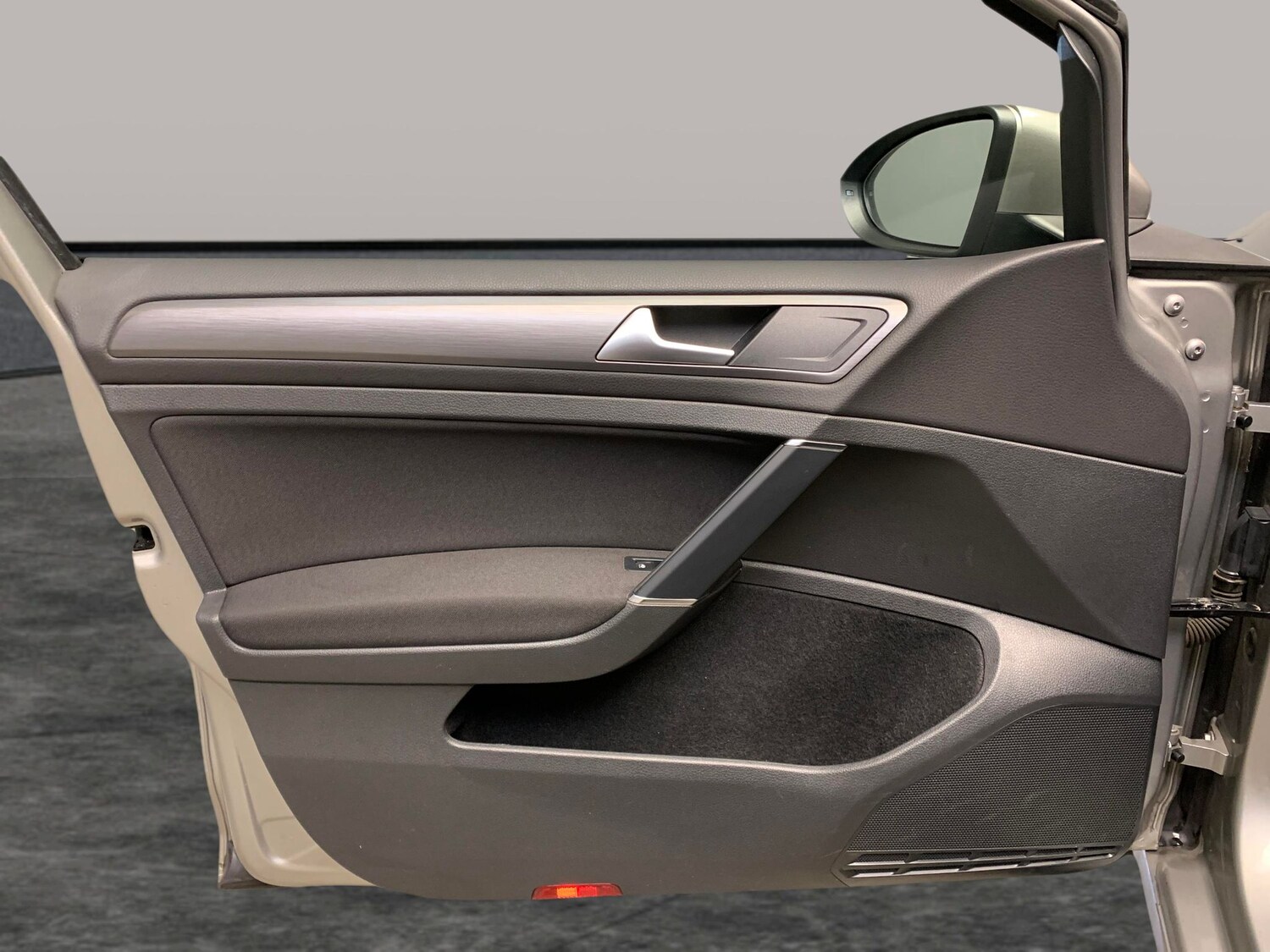 Used Volkswagen Golf for sale - 77846136: Photo 23