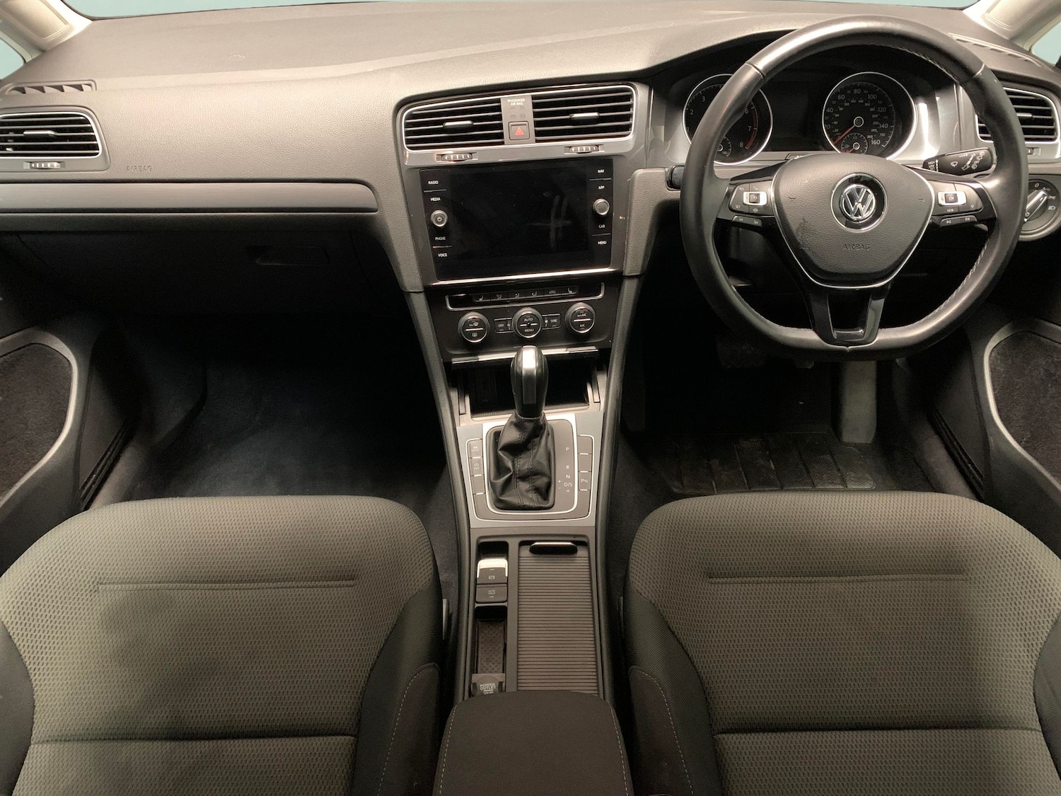 Used Volkswagen Golf for sale - 77846136: Photo 8