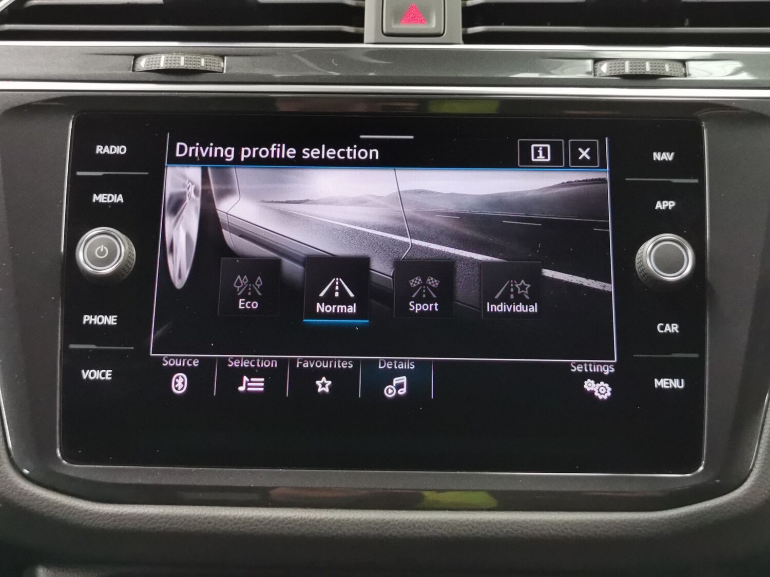 Used Volkswagen Tiguan 2023 for sale - 77347176: Photo 15