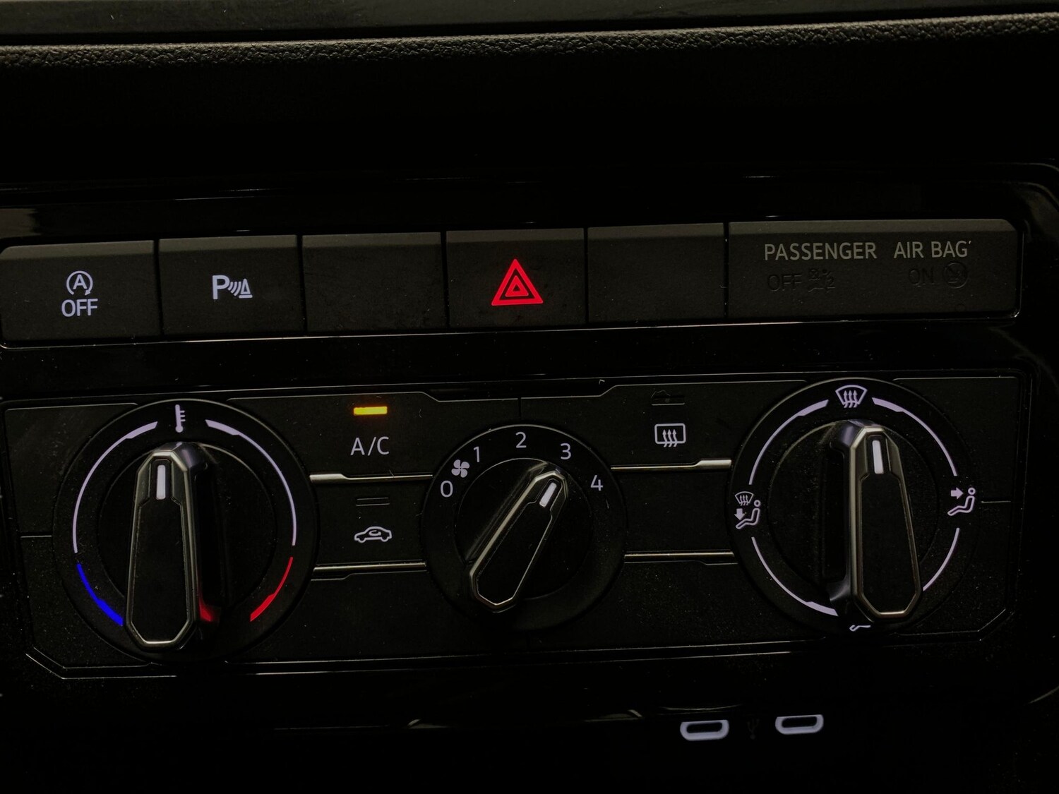 Used Volkswagen T-Cross 2023 for sale - 78140669: Photo 18