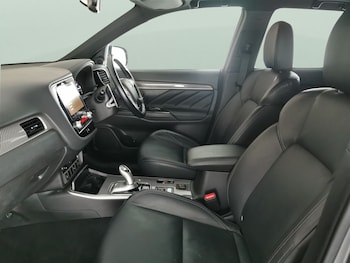 Used Mitsubishi Outlander 2021 for sale - 77135142: Photo