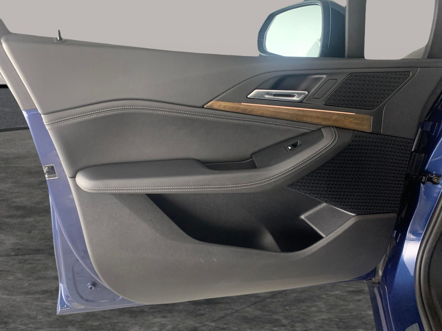 Used BMW 2 Series 2023 for sale - 77316568: Photo 28