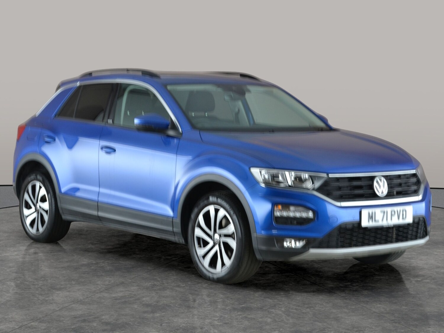 Used Volkswagen T-Roc 2022 for sale - 77730635: Photo 7