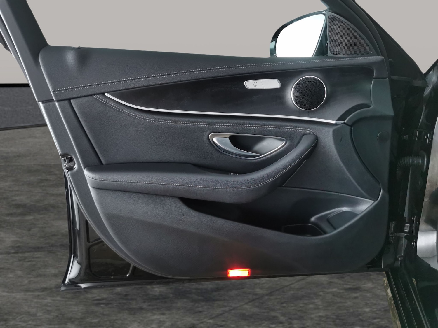 Used Mercedes-Benz E Class 2019 for sale - 77639926: Photo 31